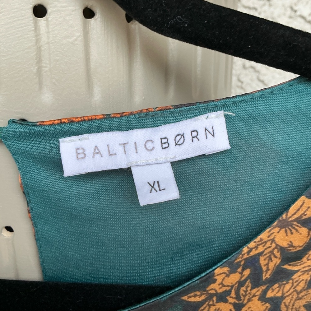 Baltic Born Green and Rust Floral Maxi Dress - Picture 15 of 16